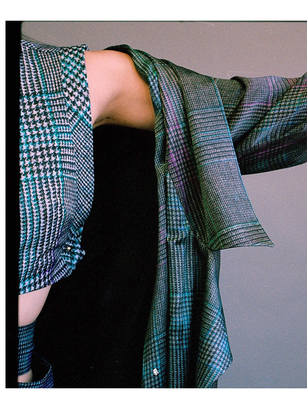 AP LOOKBOOK_Page_12.jpg