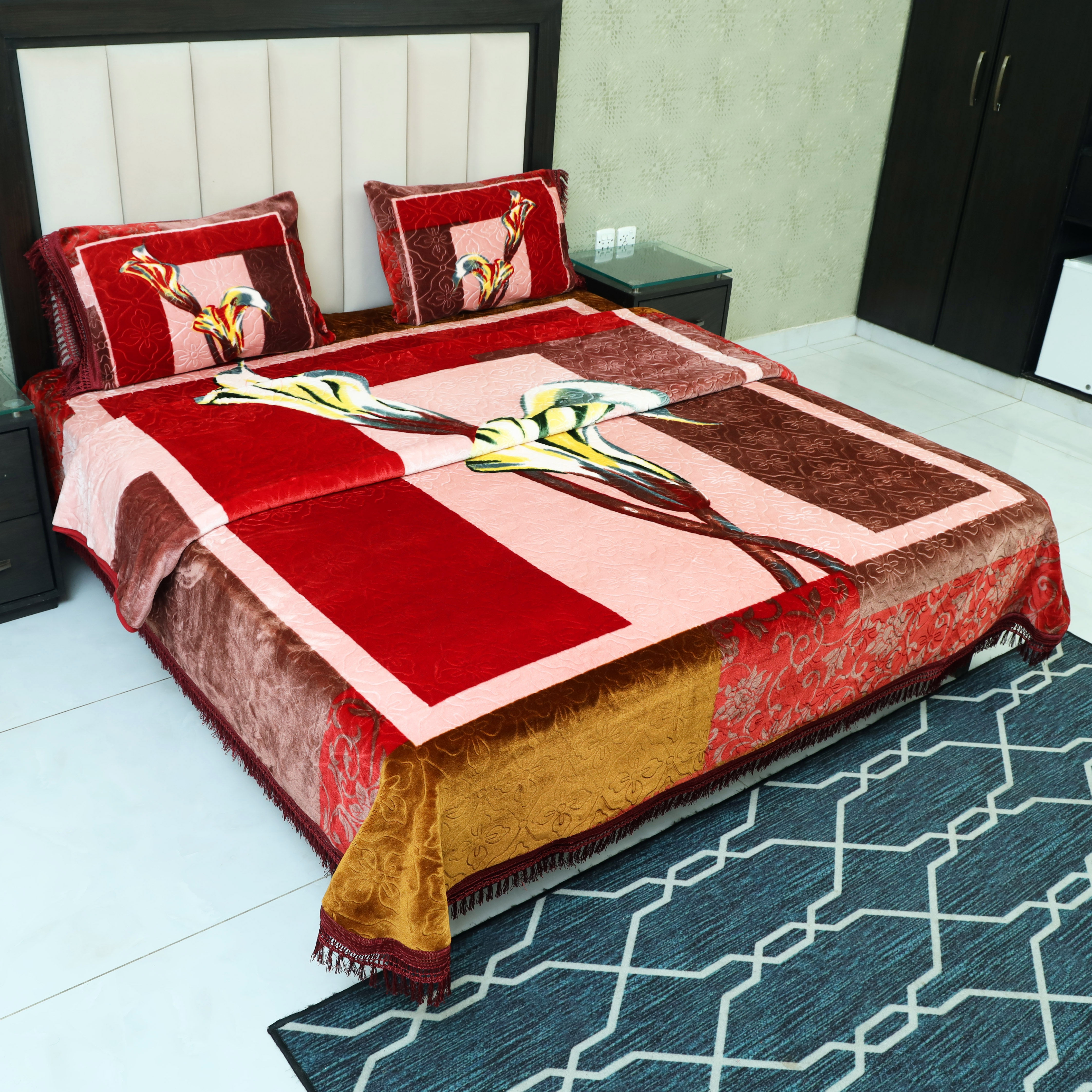Uno-1 4-Pcs Bed Cover Set