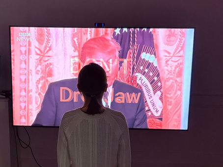 It’s More Fun To Sink Them: Gesture-Based Interaction and the Musicalisation of Political Speech