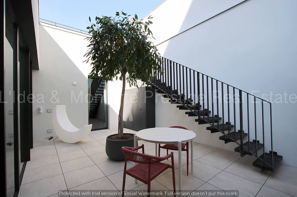 Miniatura: ESCLUSIVA VILLA URBANA CON GIARDINO,PATIO E TERRAZZO