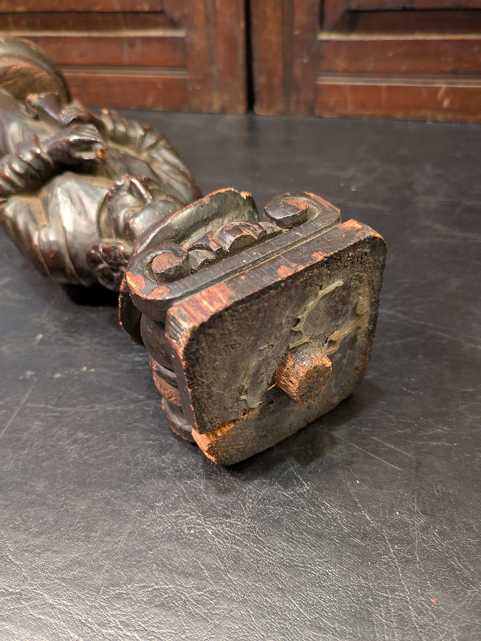 Miniatura: Antique European Carved Wood Corbel – Tyrolean Folk Musician Figure – c.1900