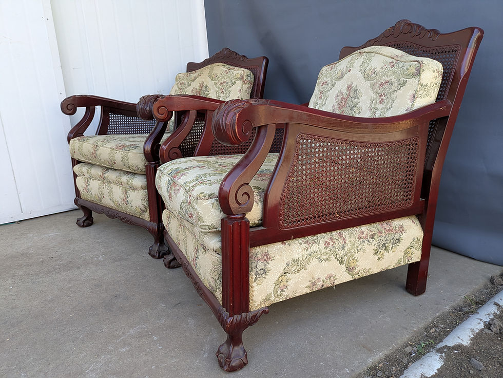 サムネイル： Vintage Timber Lounge Suite – Sofa & Two Armchairs (Set)