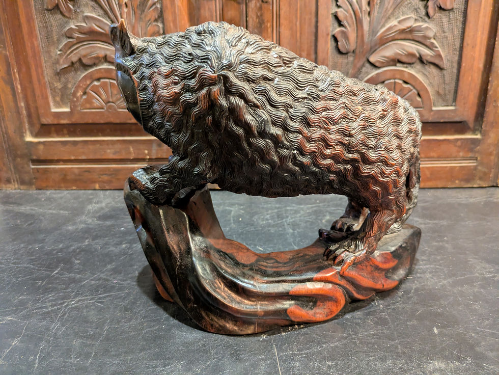 Miniaturbild: Antique Japanese Hand-Carved Boxwood Wild Cat Sculpture on Root Base – c.1890