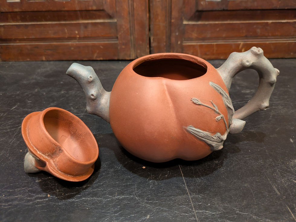 Miniatúra: Handmade Sculptural Ceramic Teapot – Anatomical Human Heart Form