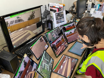 Our UAS can share mission information and video with multiple users. To make central manager supervise drone mission status.


本公司的UAS 可以分享任務資訊和影片給多個使用者，讓中心管理者可以管理所有的無人機的任務狀態
