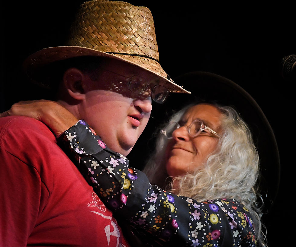 Federiconi supporting a friend. © photo by Steven D. Desmond