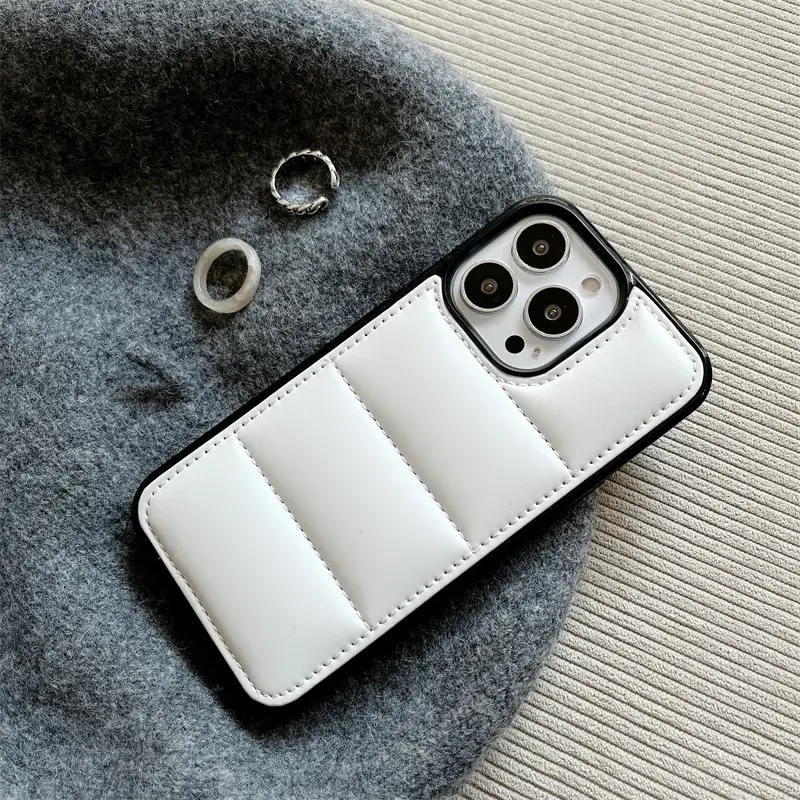 Miniatura: Winter Down Jacket the Buffer Phone Case for iPhone 17