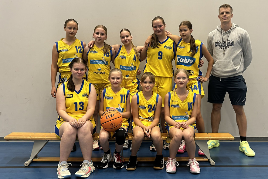 tytöt u14-15 pieni.jpg
