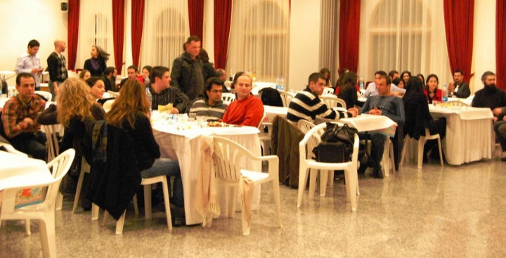 Δείπνο για τους νεους 2011