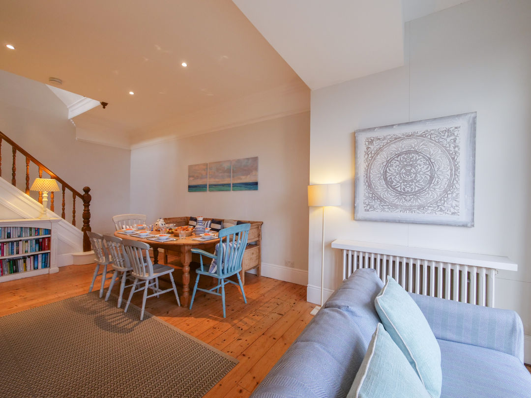 West Wing Lounge, Thurlestone, Devon, Self Catered Holiday Home