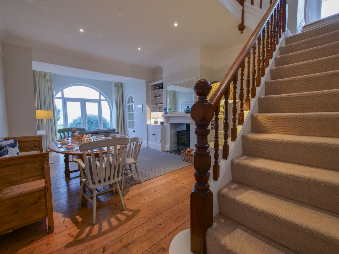 West Wing Lounge, Thurlestone, Devon, Self Catered Holiday Home