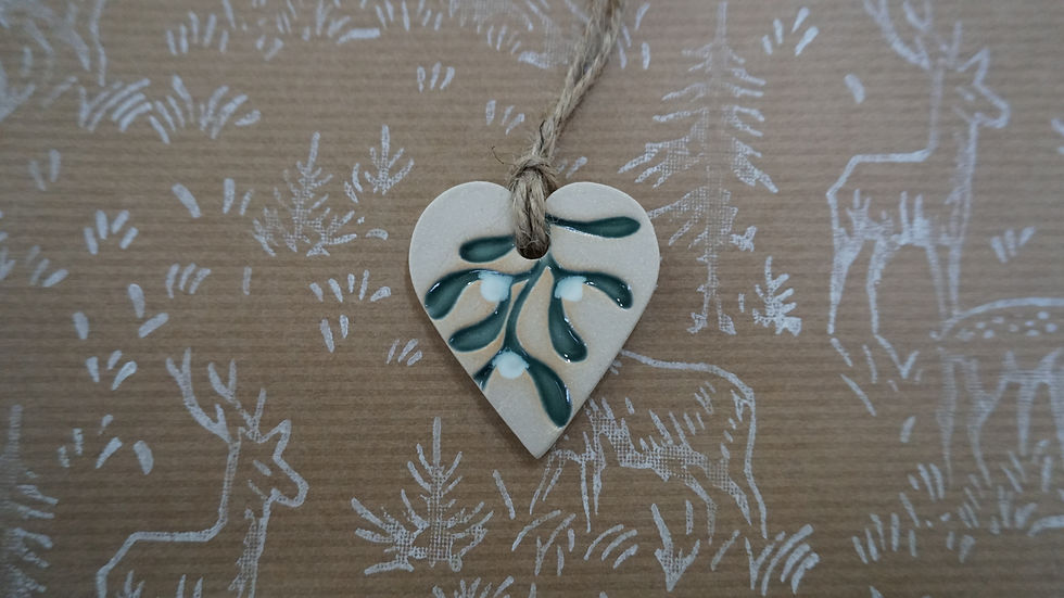 Thumbnail: Mistletoe Heart