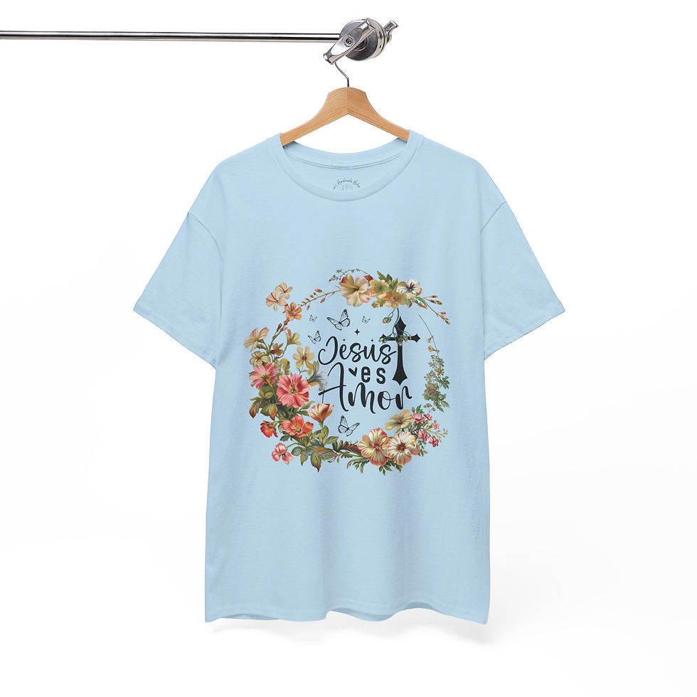 Thumbnail: Jesus Es Amor Tee