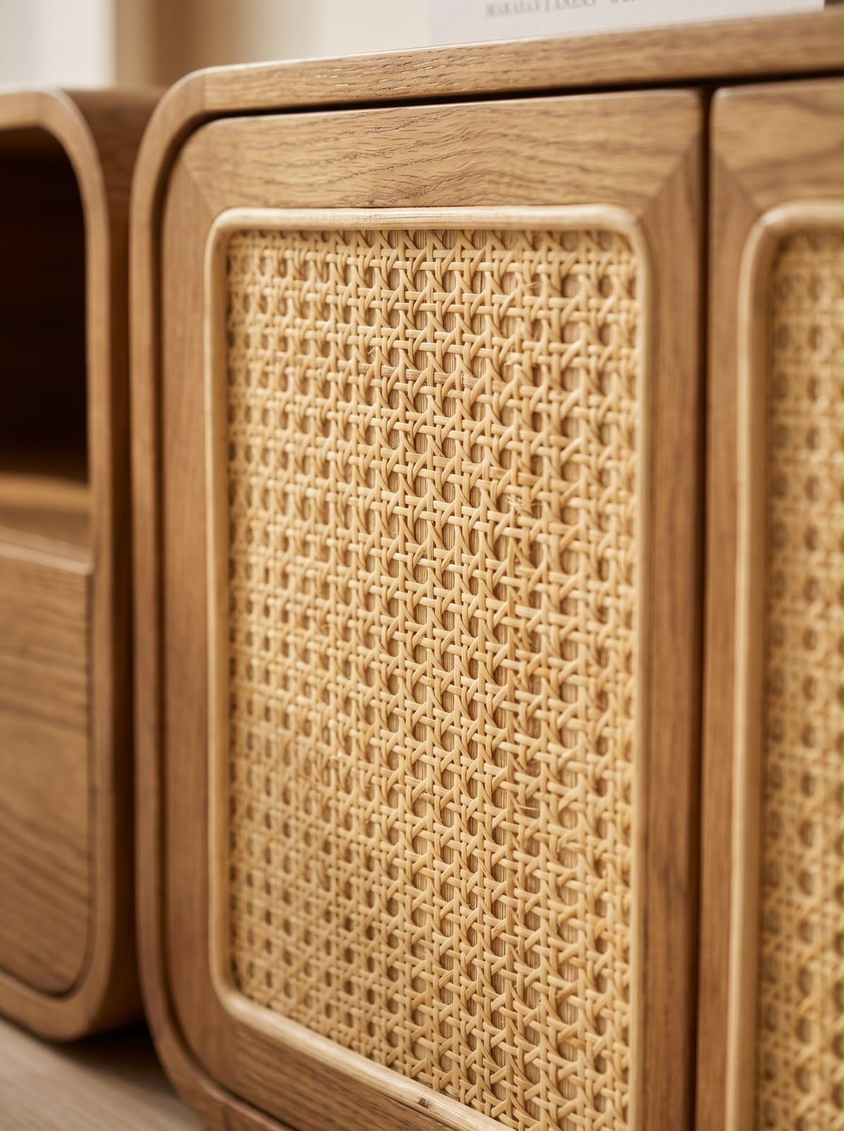 Lemari — TV units — Material: Massive Oak +Natural Blockboard + Natural Indonesian Rattan — Veneer: Natural Oak — 2