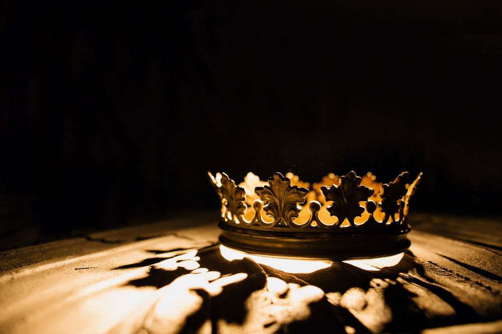 The True Crown (La Verdadera Corona)