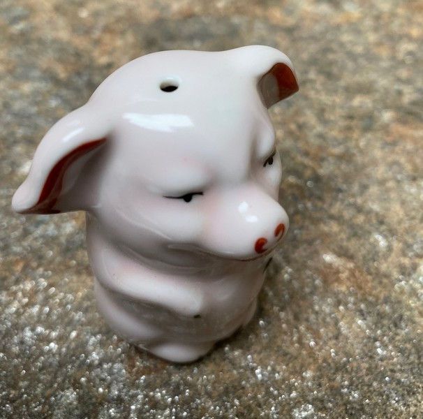 Miniature : Poivriere en Porcelaine, le cochon