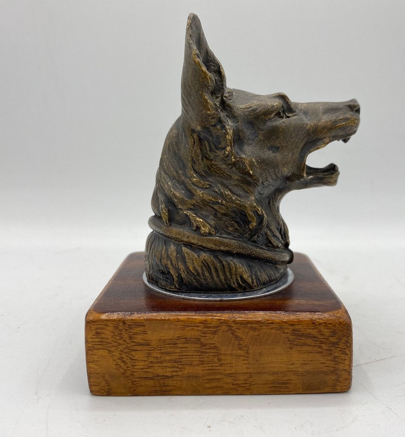 Miniature : Bouchon de radiateur Chien de Berger 1930