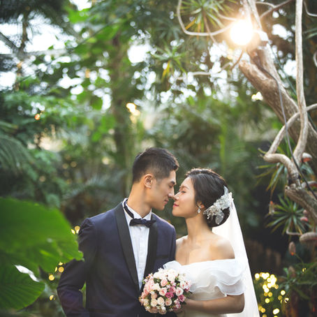 VanDusen Botanical Garden wedding photography by The Eunice & Co. in Vancouver
