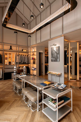 SUITCUBE The Circle retail shop interior