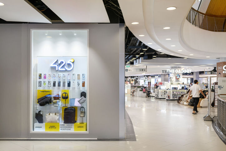 425 Deegree Central chonburi retail exterior  side display