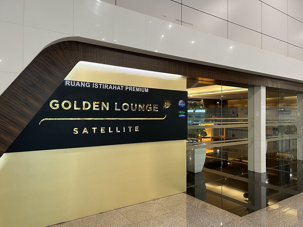 Malaysia Airlines Platinum Lounge (Satellite Terminal, KLIA T1) Malaysia Airlines Platinum Lounge (Satellite Terminal, KLIA T1)