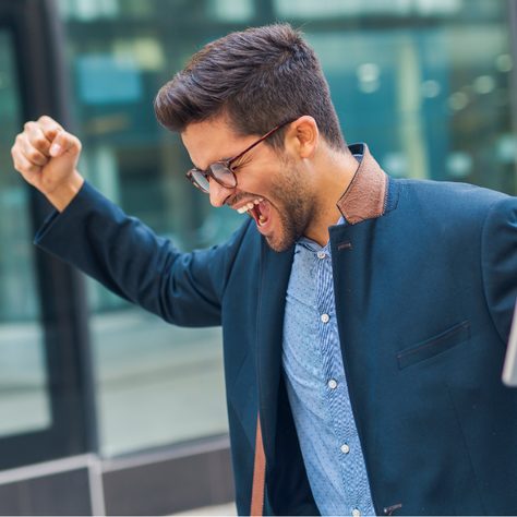 Cómo Ser Indispensable en el Trabajo: Estrategias para Convertirte en el Empleado que Todos Quieren Retener