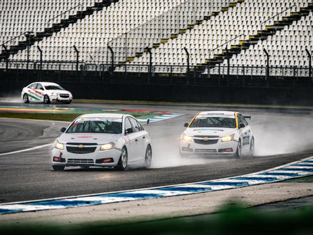 Regenrennen am Hockenheimring in der PRTC Robin Renz am Steuer eines Chevrolet Cruze