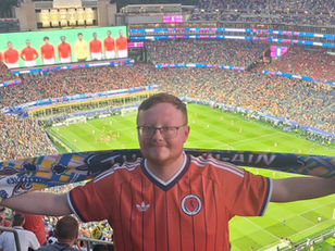 Dundee-designed World Cup scarf flies the flag in Boston as Scotland return to the world stage
