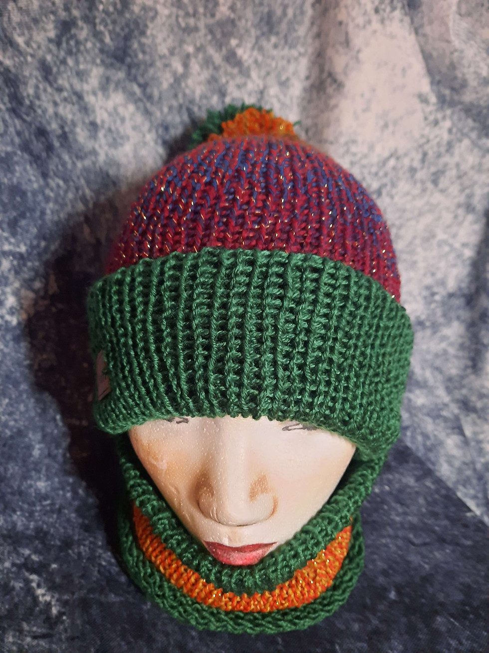 Thumbnail: Hand made woolen set