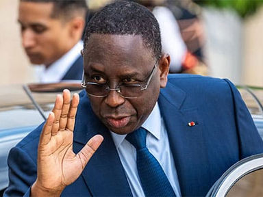 Sénégal : pétition pour arrêter et extrader Macky Sall