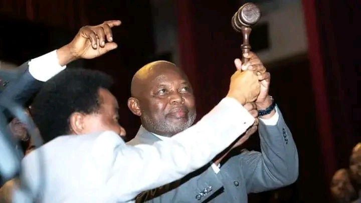 Rd Congo: en pleine polémique, Vital Kamerhe jette l'éponge