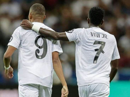 Football: cette légende compare Vinicius à Mbappé