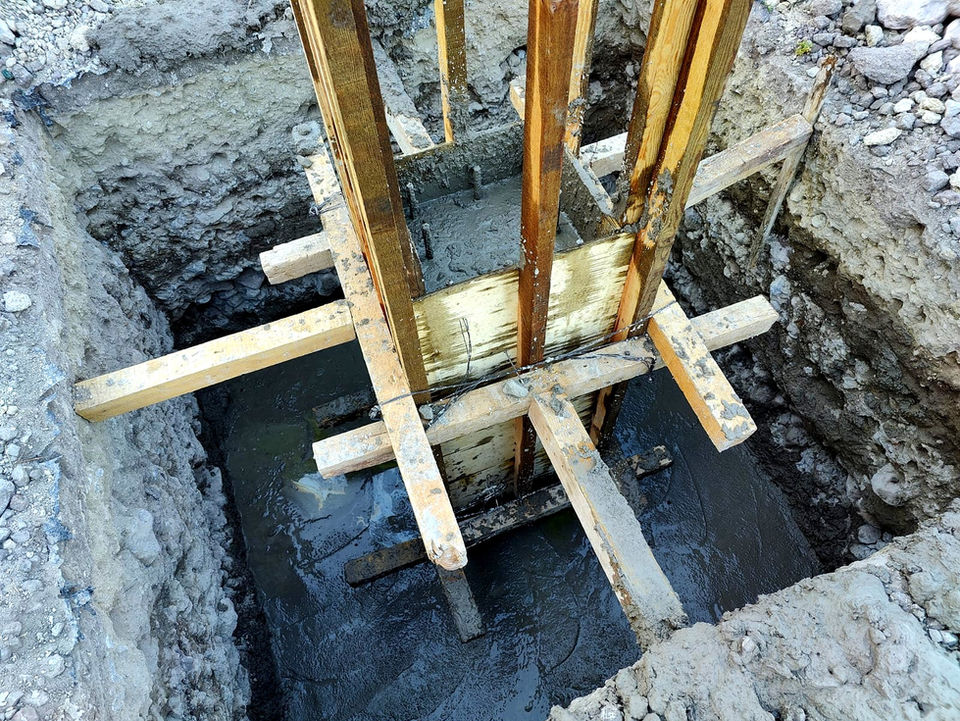 Velaria tipo Cónica para zona de cafetería.