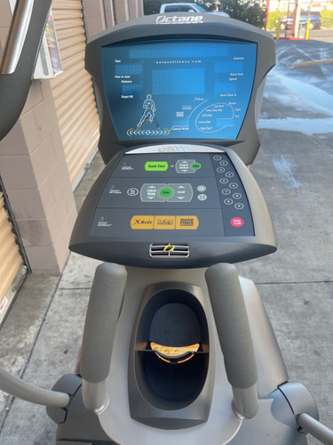 Octane Fitness LX8000 LateralX Elliptical | SD Fitness Services
