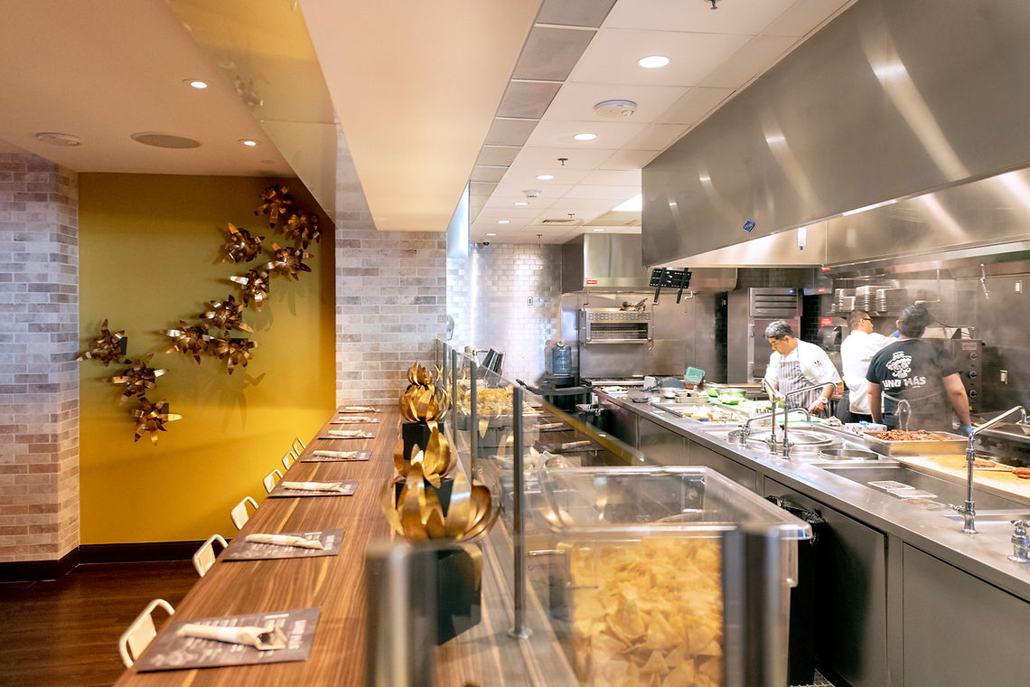Uno_Mas_Interior_4___louiie.jpg