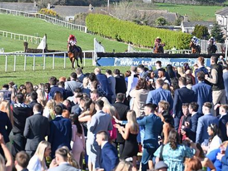 Aslukwoodhavit comes good in style