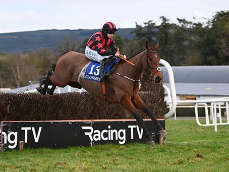Queen doubles up for de Bromhead