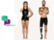 Logo Sem Noção Gadim Brasil. Atriz morena com macaquinho preto com braço amputado, ator moreno, de barba, com bermuda preta e protese na perna.