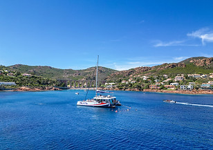 location catamaran 06 AMC-785.jpg