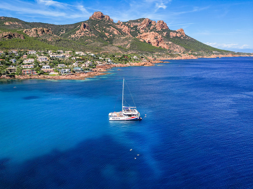 location catamaran 06 AMC-799.jpg