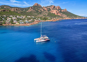 location catamaran 06 AMC-798.jpg