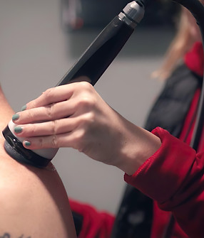 Dr Ravi - Stem Wave Therapy 16 (0-02-22-21) - Back.jpg