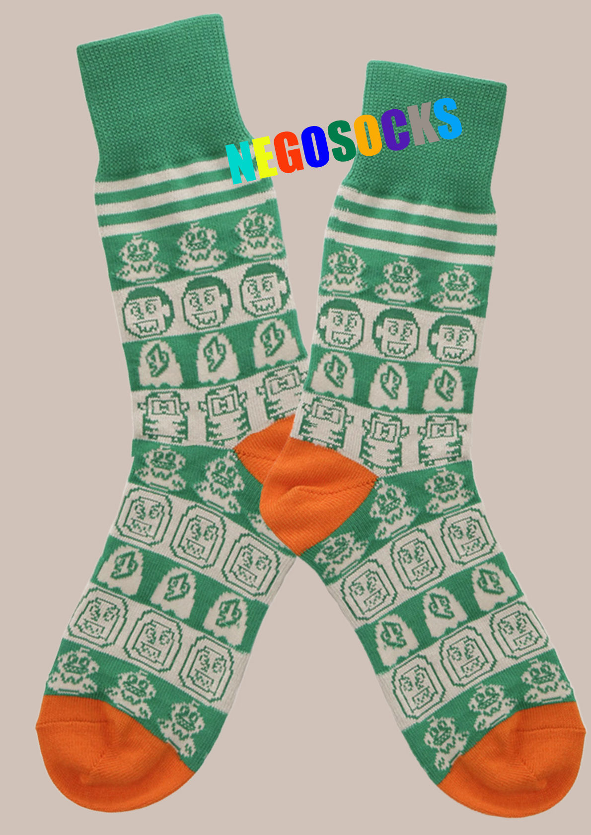 日本製 NEGOSOCKS SHIMASHIMA | Retro Pixel-Art Characters (Green)