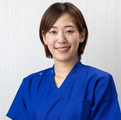 歯科医師 石田 明日香
