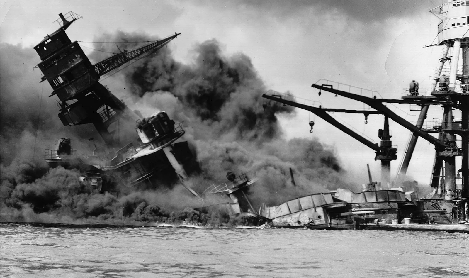battleship-attack-Pearl-Harbor-Japanese-Hawaii-December-7-1941.webp