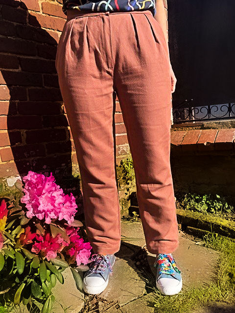 Miniature : Patron pantalon long décontracté lin FESTONIA - CaPaCha COUTURE