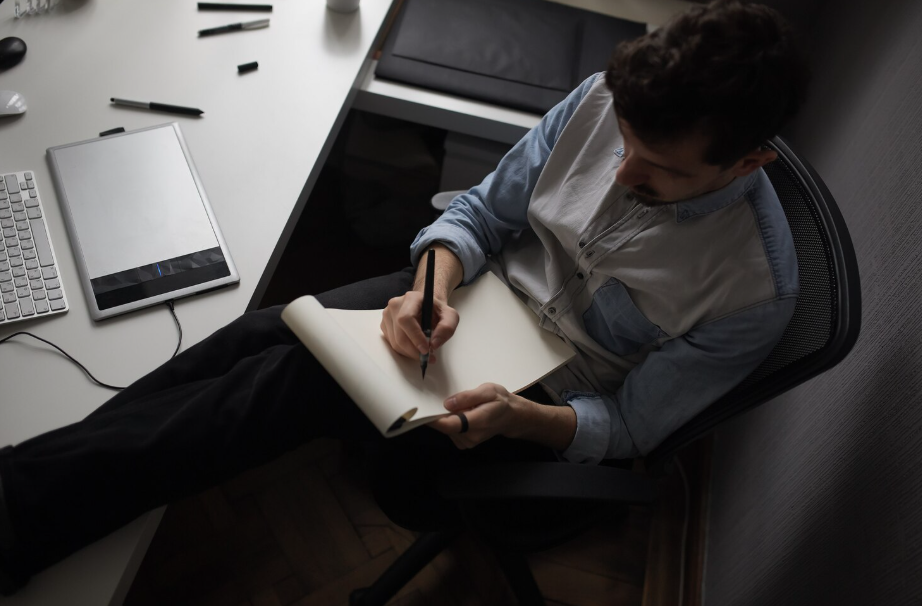 9 Simple Ways to Help Writers Capture Your Memories the Right Way