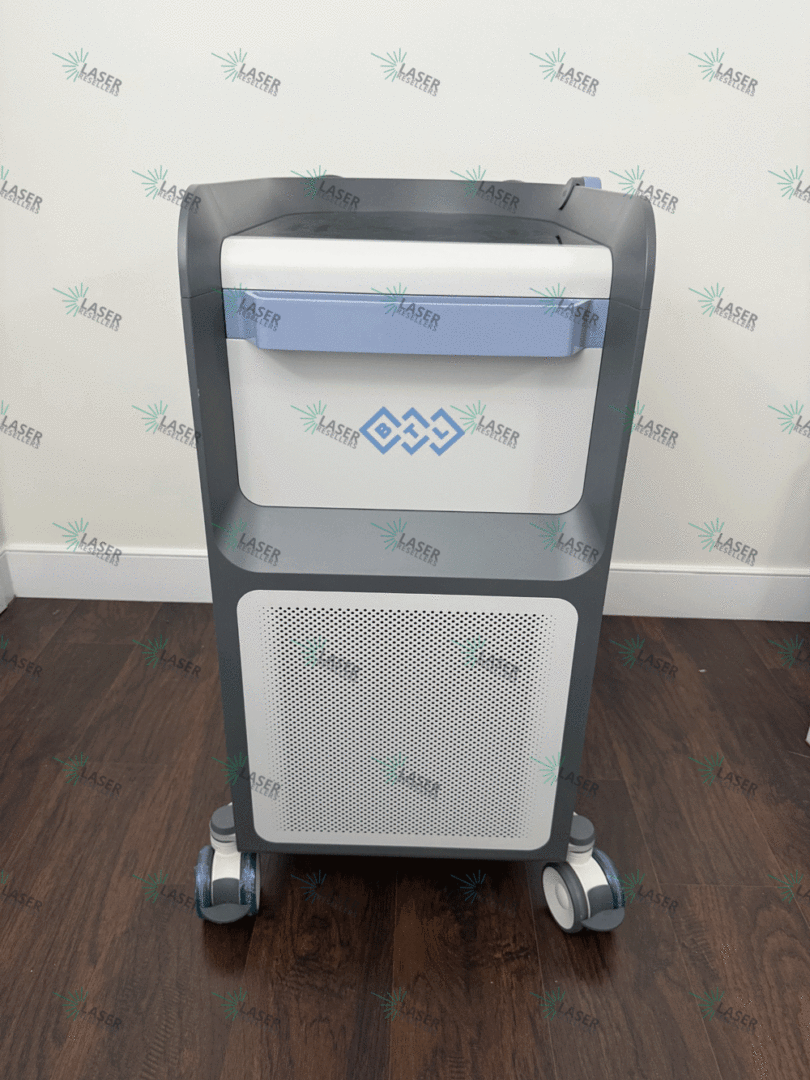 The BTL Emsculpt Neo is a non-invasive body-shaping procedure that combines radiofrequency (RF) heating and HIFEM+ (High-Intensity Focused Electromagnetic) energy in a single procedure. This state-of-the-art technology simultaneously reduces fat and builds muscle, delivering comprehensive body contouring in as little as 30 minutes per session.
