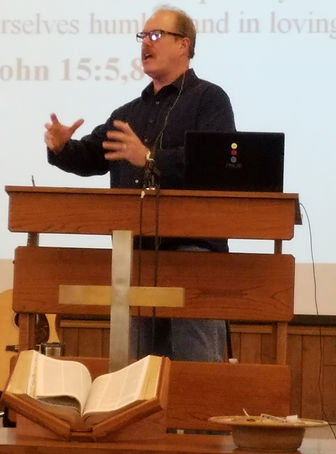 Pastor Kurt Hettinga