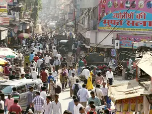 The Paradox of India: Why Foreign Investors Are Pulling Out